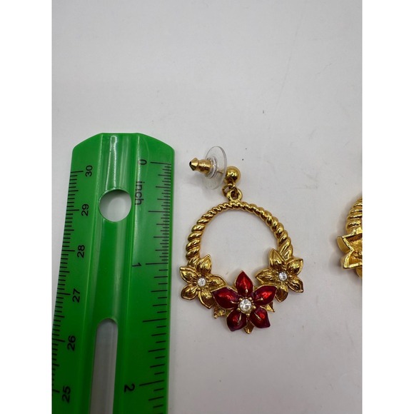 Vintage Avon Gold Tone Floral Hoop Earrings Red Enamel Rhinestone Dangle - Picture 4 of 4